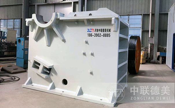 立軸數(shù)控破碎機怎么樣？