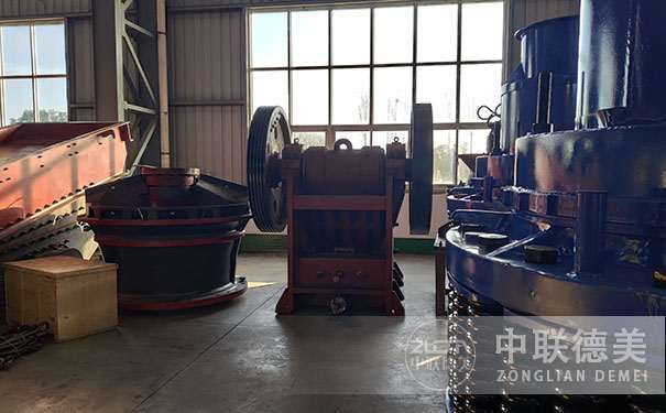移動(dòng)式破碎機(jī)怎么用？